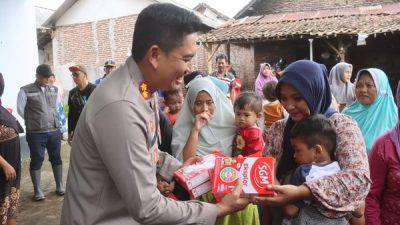 Kapolres dan Gus Haris Tinjau Lokasi Banjir Bandang di Probolinggo