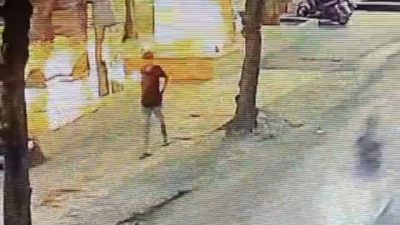 Lagi – lagi Motor Raib di Seputaran Alun-alun Besuki, CCTV Ungkap Aksi Cepat Pelaku Curanmor