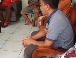 Merasa belum Ada kepastian tentang keluhannya Kini Masyarakat Banyuglugur Mulai Geram, Dan Ancam Tutup Sendiri Aktivitas Stockpile Sawdust di Dekat Masjid